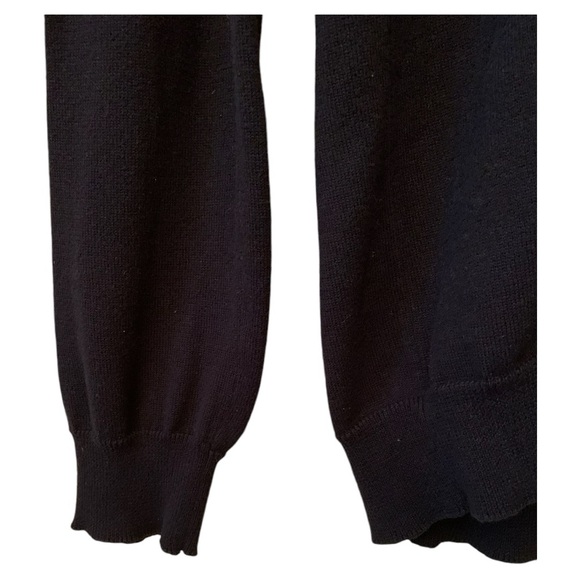 Black DIVIDED by H&M cardigan, Size M. Soft, versatile, perfect for layering. - Picture 8 of 9